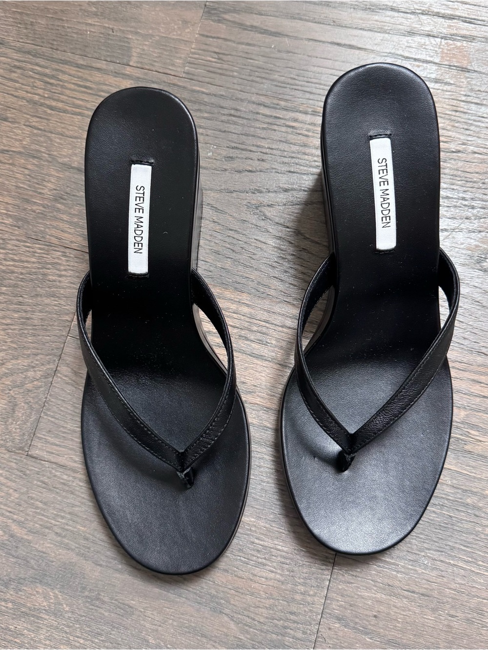 Steve Madden Black Leather Wedge Thong Sandals- Brand New never worn! 8.5 - Picture 6 of 6